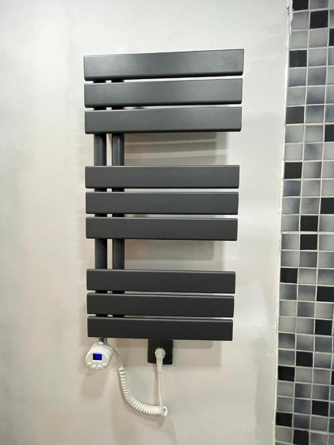 ベルリンBright: Flat With Balcony - Kitchen - Free Parkingアパートメント エクステリア 写真