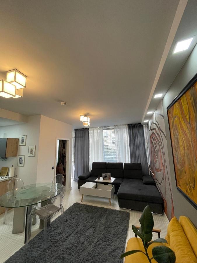 ベルリンBright: Flat With Balcony - Kitchen - Free Parkingアパートメント エクステリア 写真